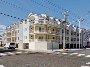 24 44th St #203, Sea Isle City, NJ 08243