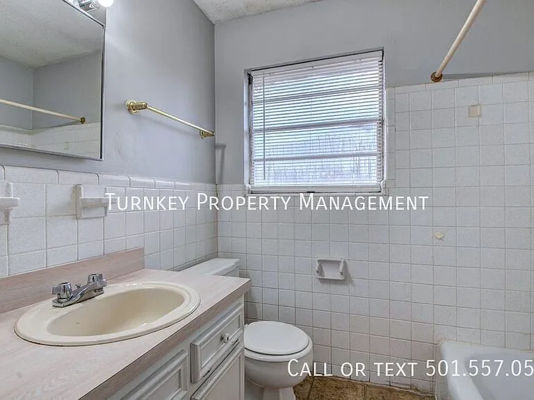 7305 Kentucky Ave #A — Photo 9