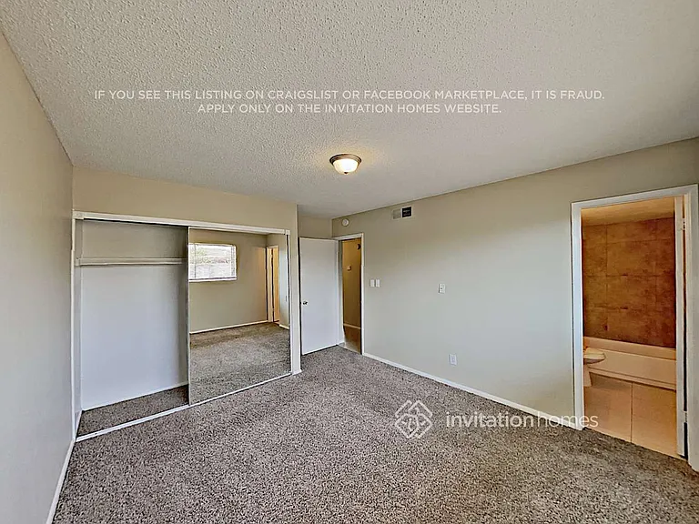 7016 W Wilshire Dr — Photo 11