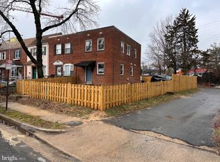 3650 Edison St, Alexandria, VA 22305