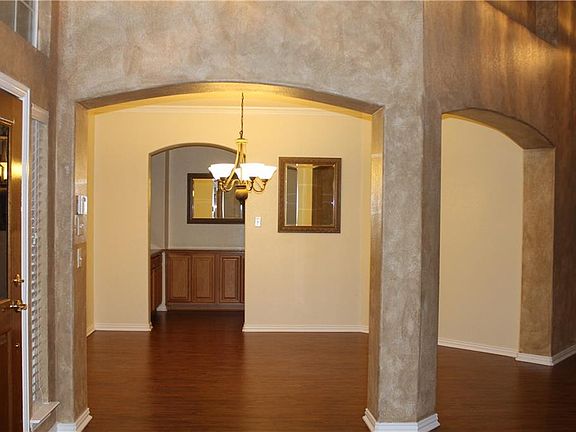 4th image of 436 Persimmon Dr