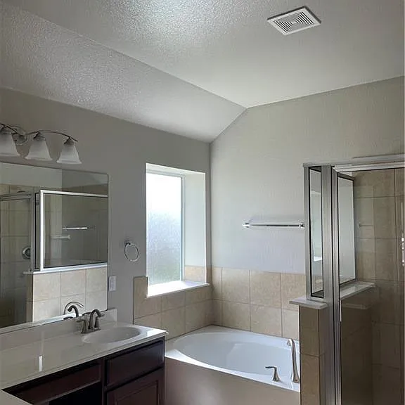 18413 SW Falcon Pointe Blvd — Photo 11