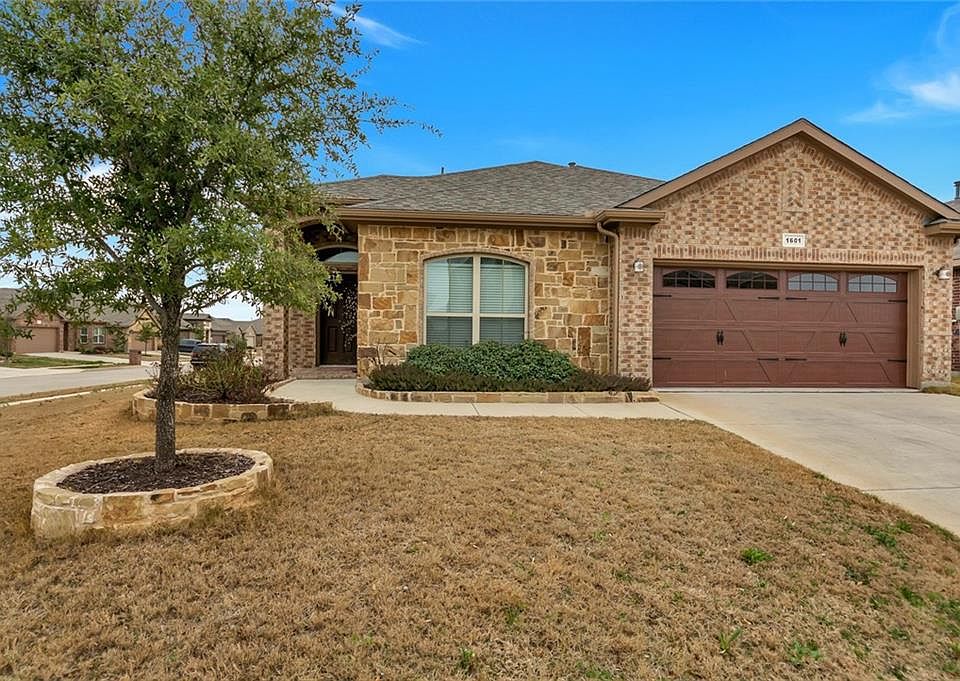 1st image of 1601 Placitas Trl