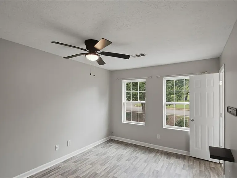 218 Mill Creek Pl — Photo 20