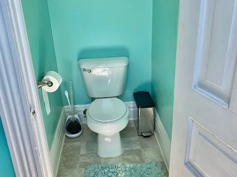42 Isabel St W — Photo 13
