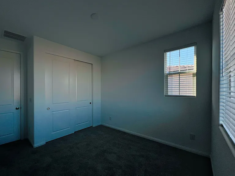 10085 Haven St — Photo 9