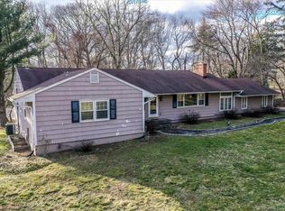 9 Old Rock Ln, Norwalk, CT 06850