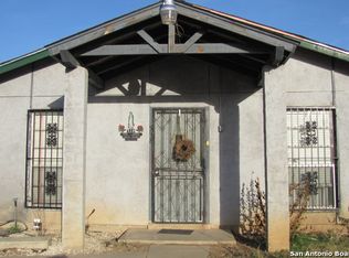 538 Park Grove Dr, San Antonio, TX 78227