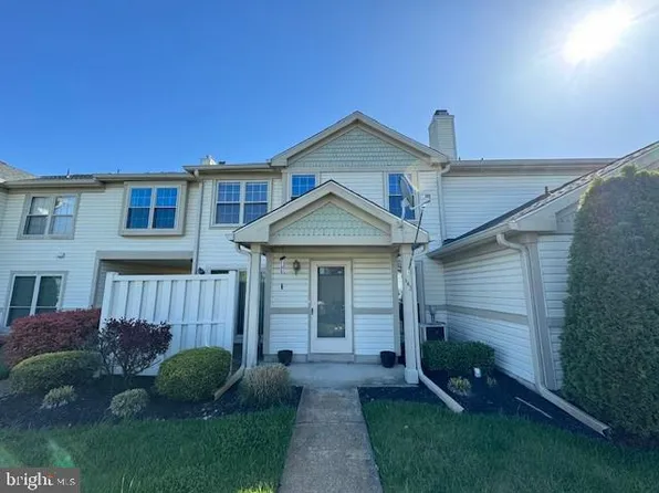 503 Steeplechase Ct, Woodbury, NJ 08096