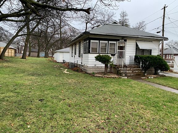 4th image of 18139 School St #1