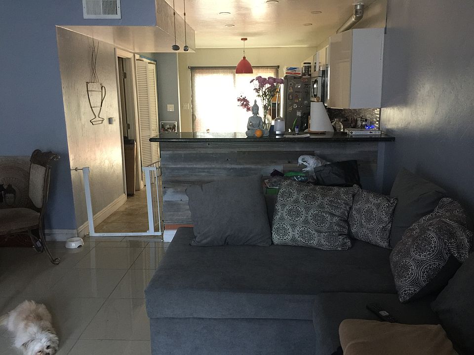 1st image of 424 Colorado Ave APT C