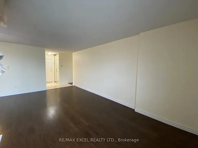 2500 Bridletowne Cir #907 — Photo 18