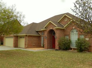 4304 Canyon Trails Dr, Wichita Falls, TX 76309