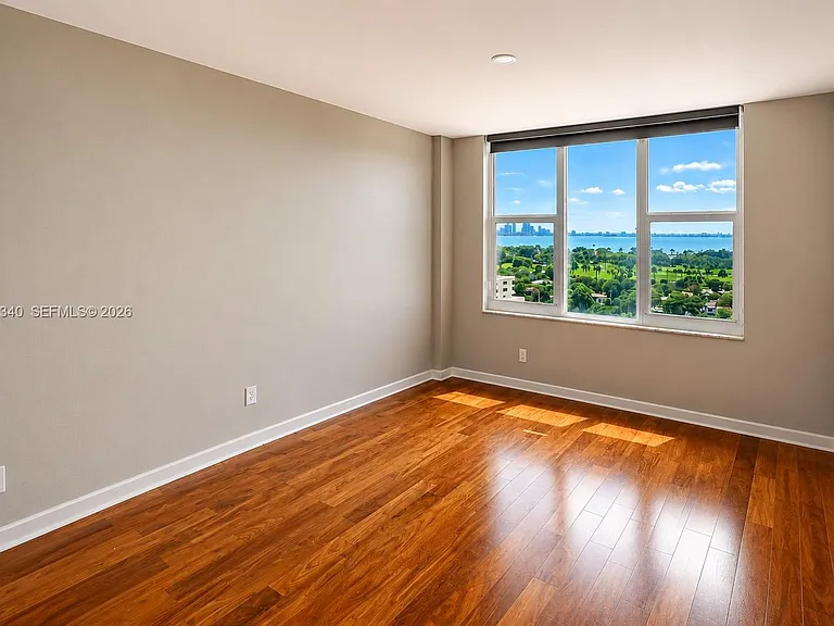 5600 Collins Ave #17G — Photo 7