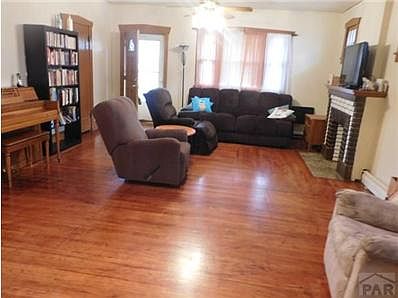 4th image of 319 Lake Ave