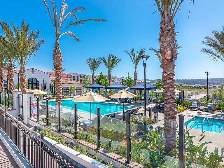 Montecito at Carlsbad — Photo 23