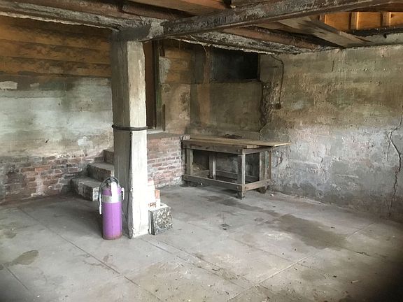 3rd image of 259 Reid Ave