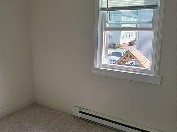 5th image of 33 Saint Elizabeth St