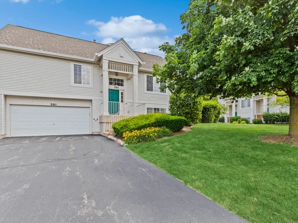591 S Parkside Dr, Round Lake, IL 60073