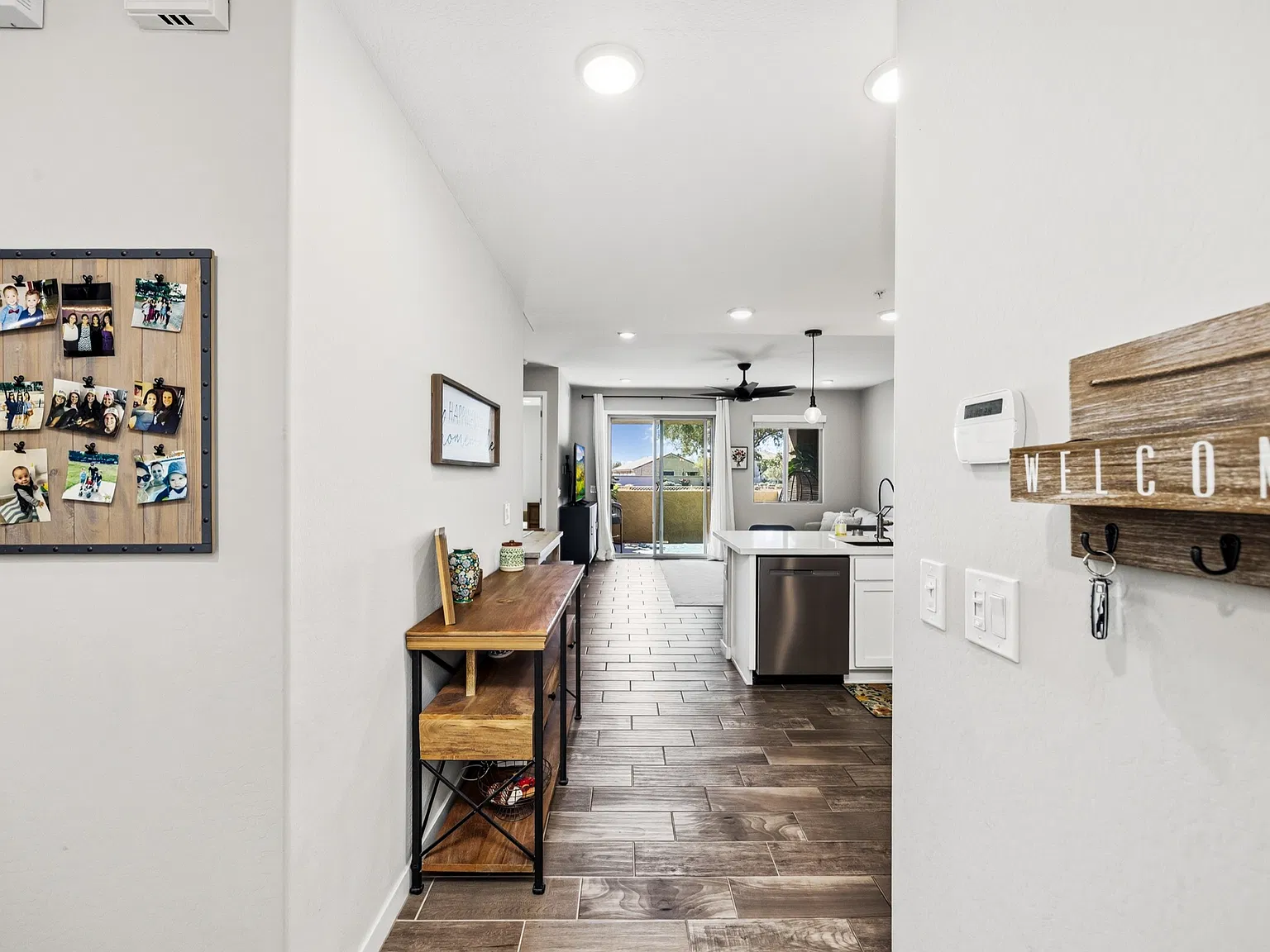 250 W Queen Creek Rd — Photo 3