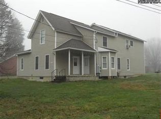 14581 Garden St, Burton, OH 44021