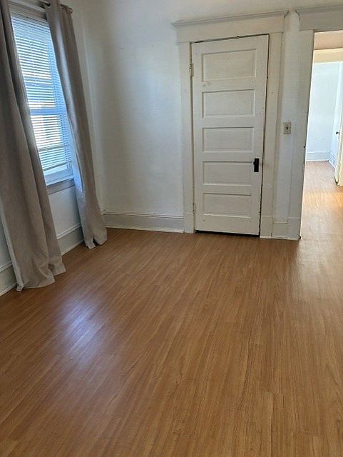 1st image of 106 Newton St