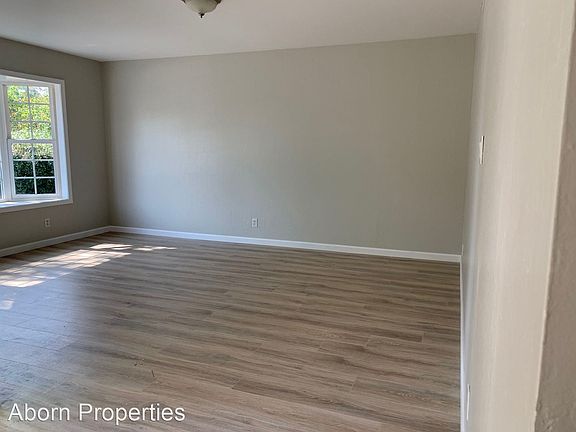 4th image of 5773 Halleck Dr