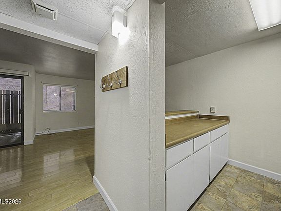 3rd image of 1000 Beck St Unit 159
