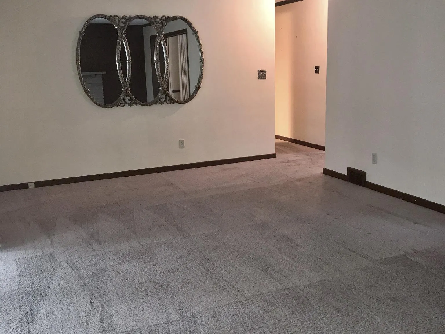 3 bed, 2.5 bath, 1732 sqft, $2,295 — Photo 4