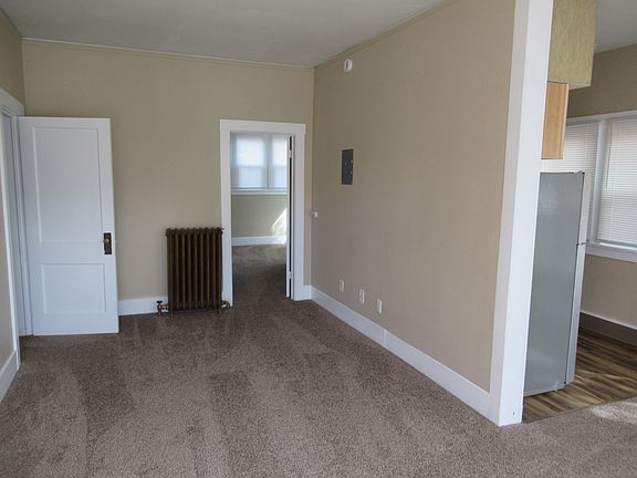 2nd image of 1001 N Weber St APT 104