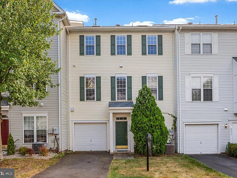 2536 Logan Wood Dr — Photo 16
