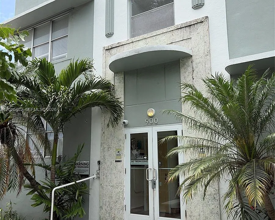 900 Jefferson Ave #2