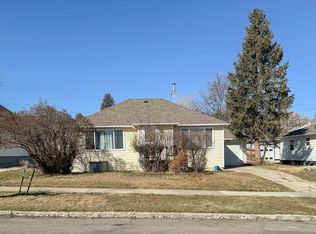542 Clarendon Ave, Sheridan, WY 82801