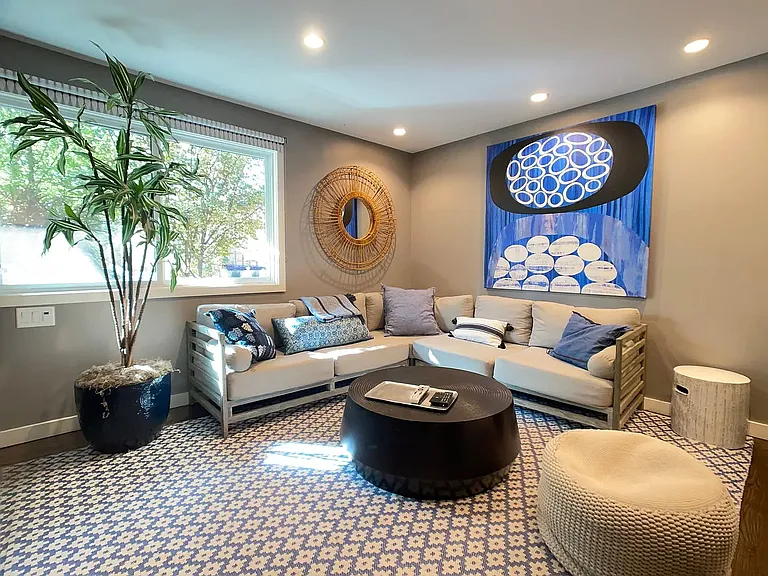 200 Waverley St #2 — Photo 6
