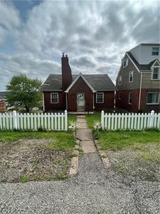 4313 Inland Ave, West Mifflin, PA, 15122