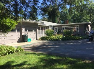 54 Potawatomi Rd, Williams Bay, WI 53191