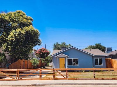 209 D St, Waterford, CA, 95386