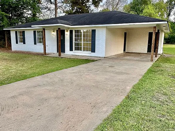 617 Evelyn Dr, Marksville, LA 71351