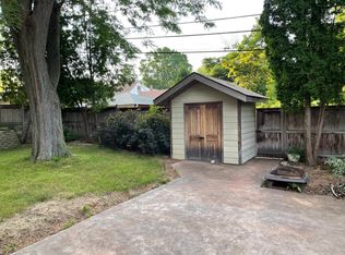 7918 W Keefe Ave, Milwaukee, WI 53222