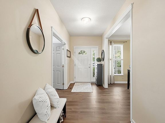 4th image of 4403 Wooded Nook Dr