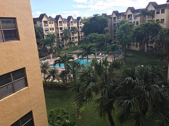 3rd image of 8160 Geneva Ct APT 408