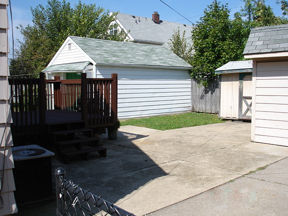 4th image of 19505 Muskoka Ave