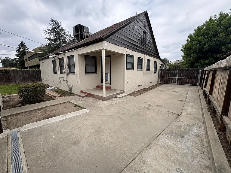 309 W Noble Ave — Photo 26
