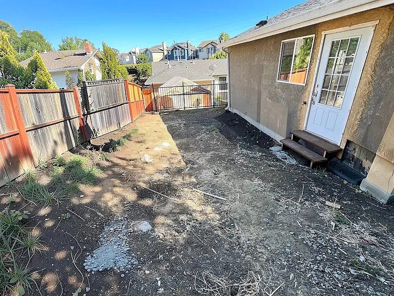 2776 Sydney Way — Photo 9