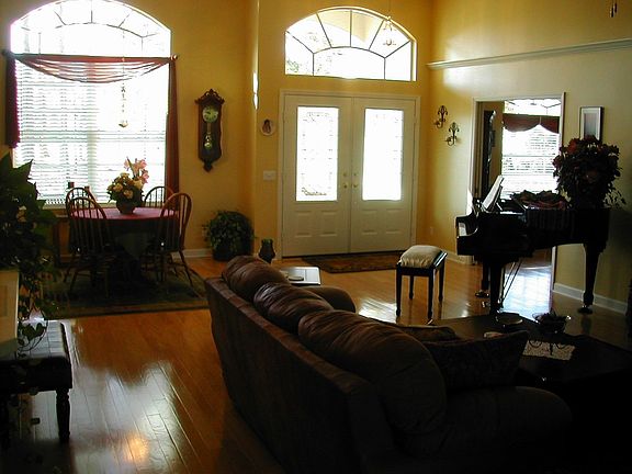 Great Room - Real Hardwood  Floor