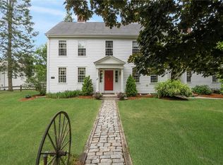 127 Angell Rd, Cumberland, RI 02864