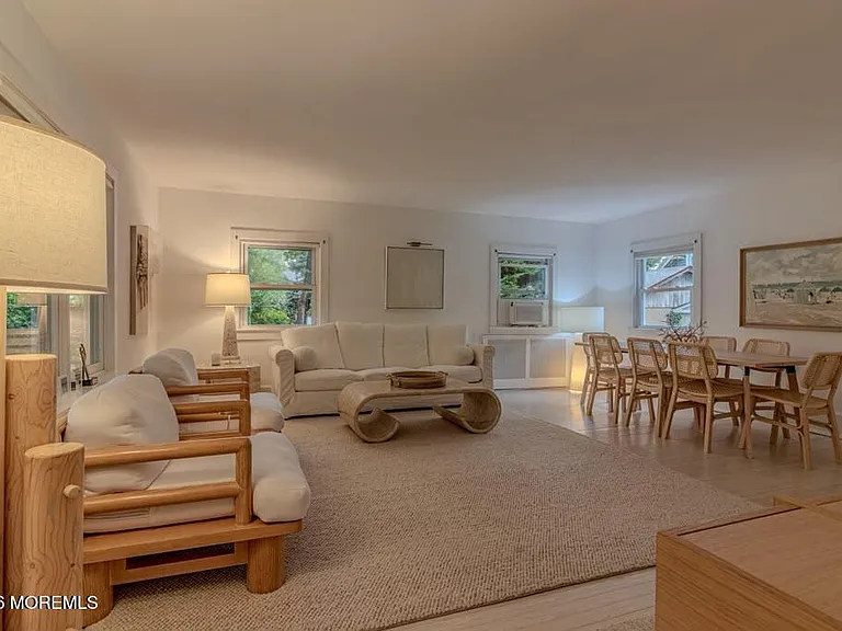 412 Euclid Ave — Photo 1