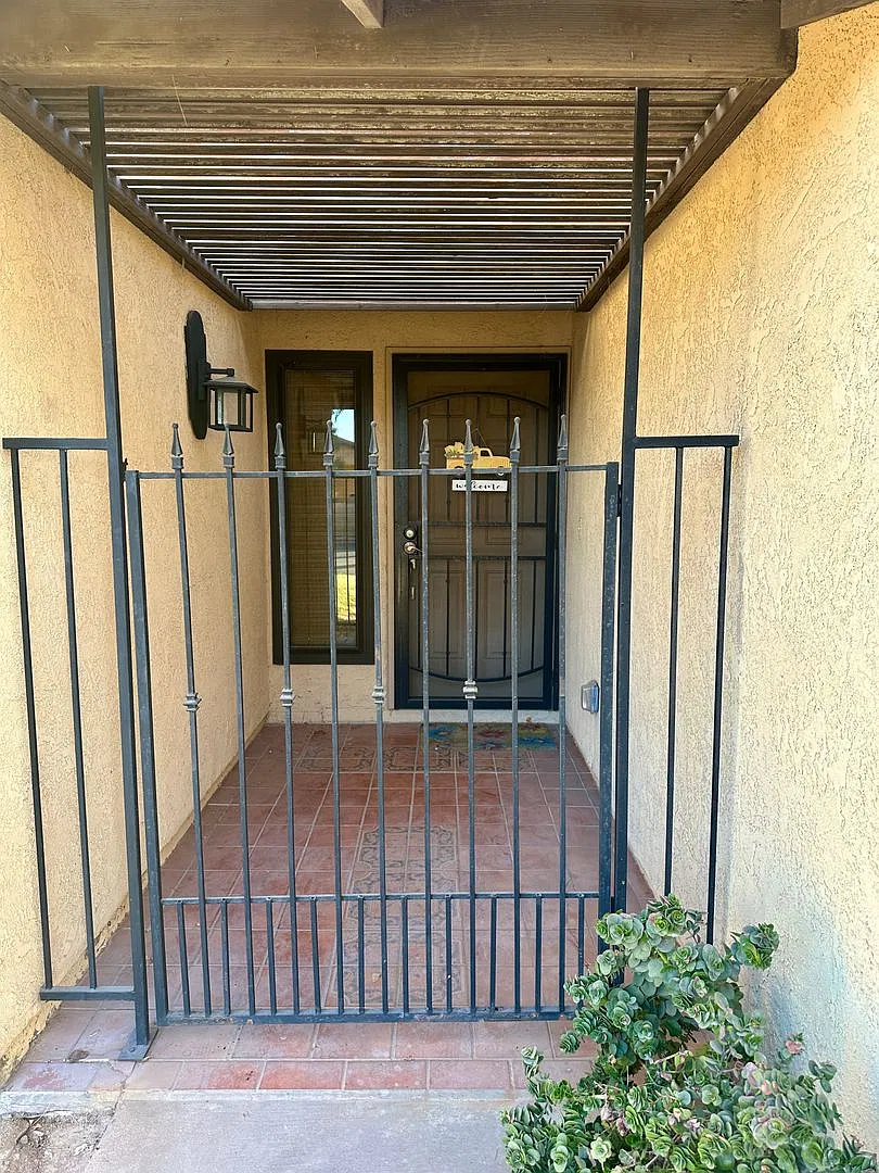 Golf Course View 11886 E. Calle Del Cid — Photo 2