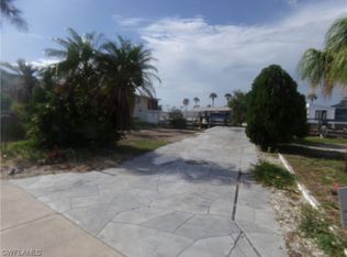 11391 Azalea Ln, Fort Myers Beach, FL 33931