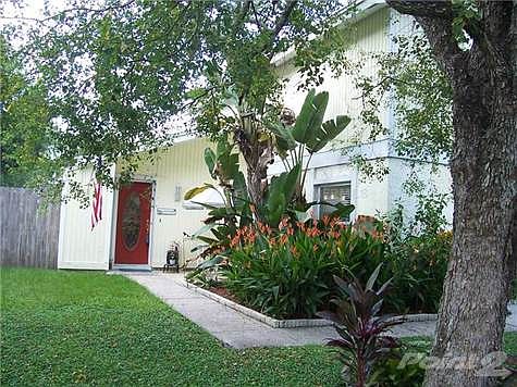 2nd image of 10324 Del Mar Cir